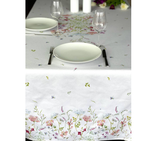 Завтрак в саду: скатерть 145 х 150 см (с пропиткой "Антипятно")