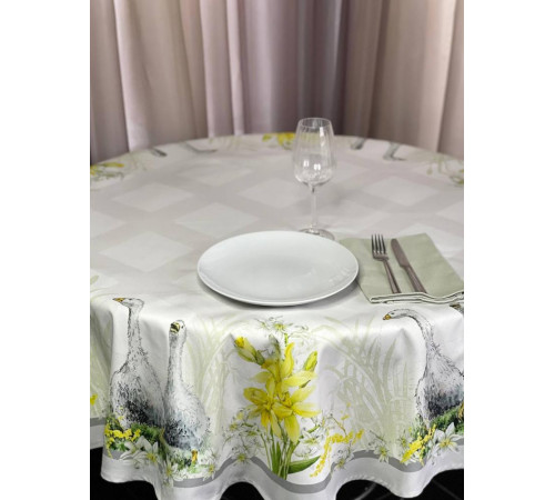 Гасконь: скатерть (с пропиткой "Антипятно")