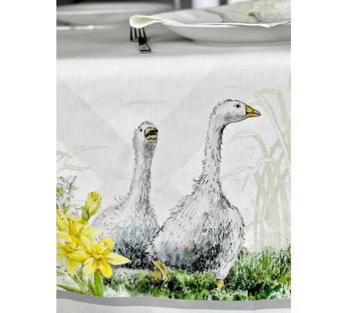 Гасконь: скатерть (с пропиткой "Антипятно")