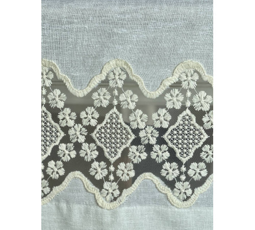 Скатерть Liza cream 160*4 m																			