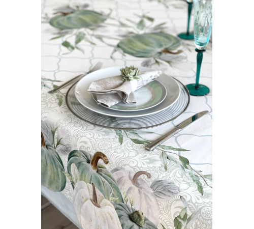 Скатерть столовая "Casperita" 145*300																			