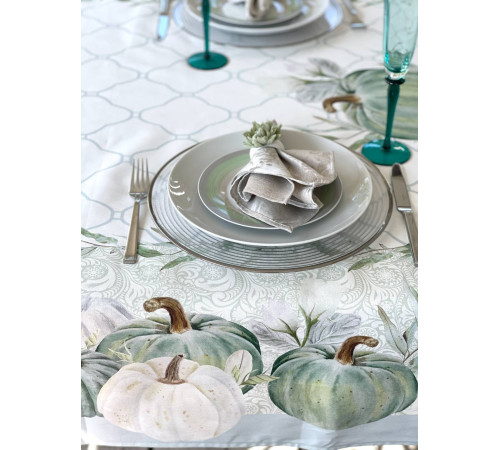 Скатерть столовая "Casperita" 145*300																			