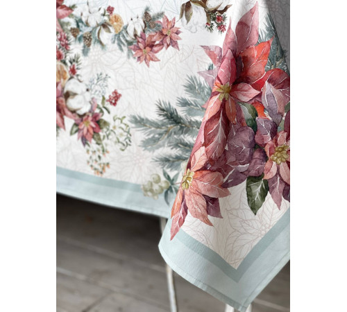 Скатерть столовая "Рождественская Пуансетия"