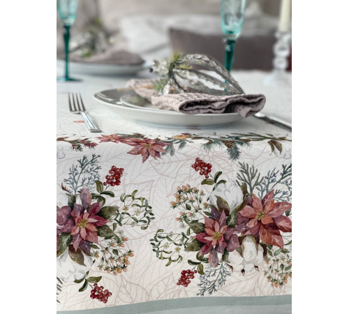 Скатерть столовая "Рождественская Пуансетия"