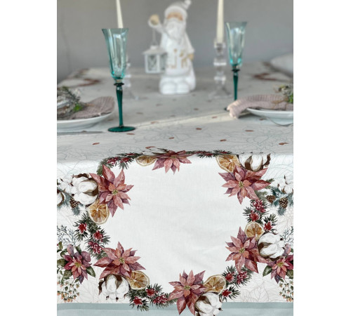 Скатерть столовая "Рождественская Пуансетия" 145*350																			
