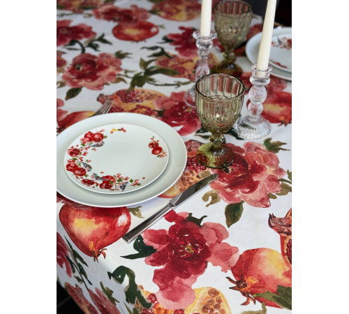 Скатерть столовая "Гранат" 145*350																			