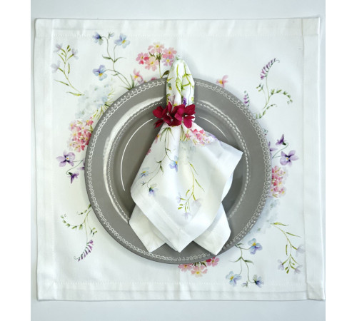 Салфетка столовая Завтрак в саду 40*40																			