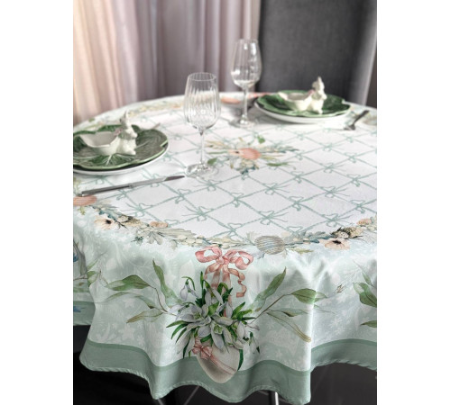 Светлая пасха: круглая скатерть д.150 см (с пропиткой "Антипятно")