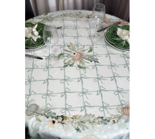 Светлая пасха: круглая скатерть д.150 см (с пропиткой "Антипятно")
