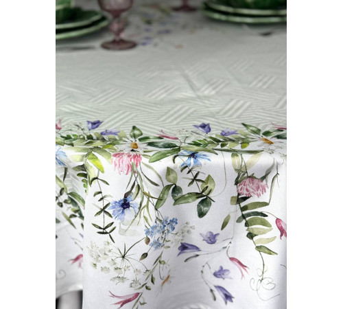 Летний зной: овальная скатерть 145 х 250 см (с пропиткой "Антипятно")