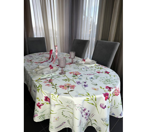 Цветочный аромат: овальная скатерть 145 х 250 см (с пропиткой "Антипятно")