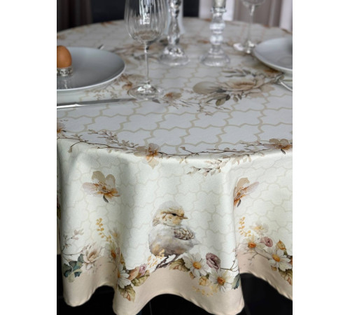 Пасхальная корзина: круглая скатерть д.150 см (с пропиткой "Антипятно")