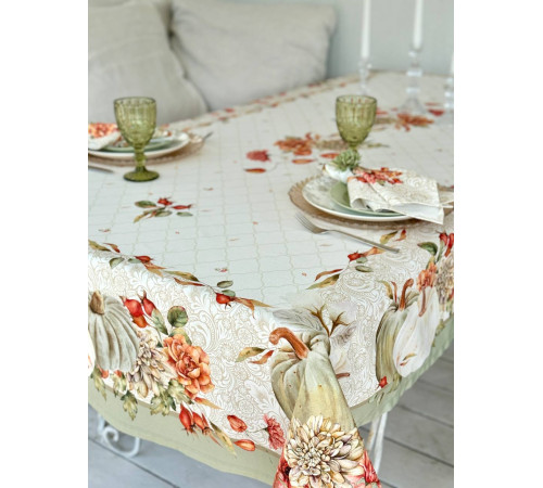 Скатерть столовая "Бархатная осень"
