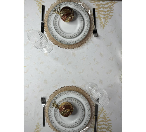 BLOOMIA Золотой олень: скатерть (с пропиткой "Антипятно")