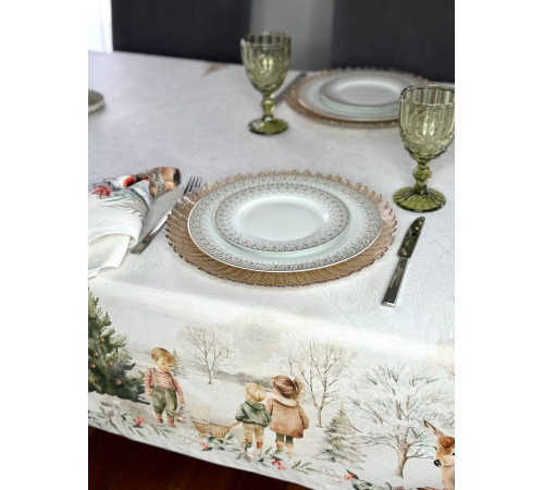 BLOOMIA Первое Рождество: скатерть (с пропиткой "Антипятно")