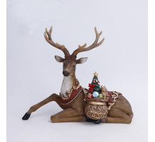 Лежачий олень с подарками 34,5*12,5*28,5см
