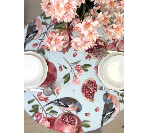 Скатерть столовая Зяблик и Гранат круг 220