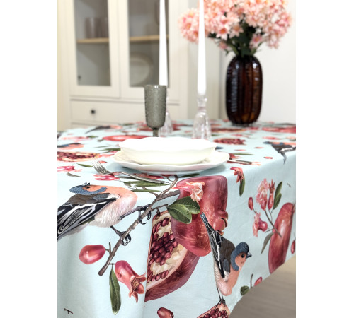 Скатерть столовая Зяблик и Гранат овал 168*220