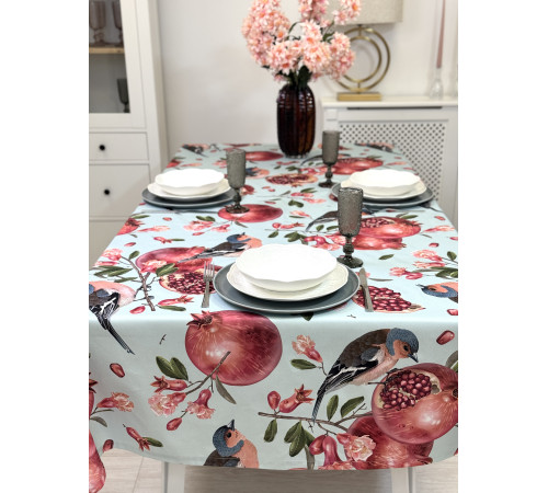 Скатерть столовая Зяблик и Гранат 168*300