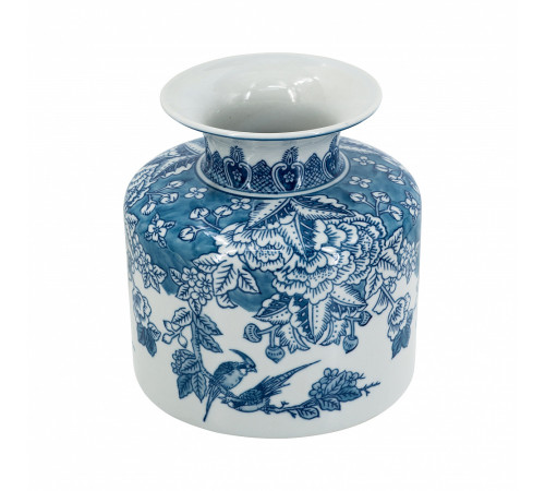 Ваза. 20X20X21см.