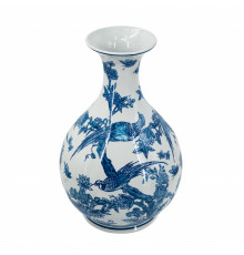 Ваза. 22X22X36см.