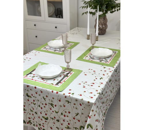 Набор ковриков на стол STRAWBERRY FIELD - 2 шт,Артикул - 21STк2-35*43, размер - 35*43