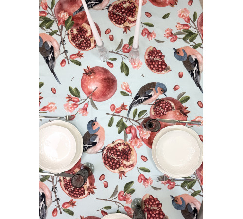 Скатерть столовая Зяблик и Гранат овал 145*220