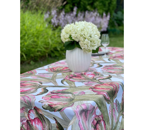 Скатерть столовая Зеленый тюльпан 145 x 250 см