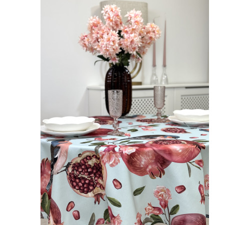 Зяблик и Гранат: круглая скатерть д.150 см (с пропиткой «Антипятно»)