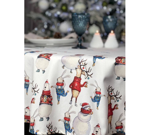 Скатерть столовая Новогодние каникулы круг 150 см