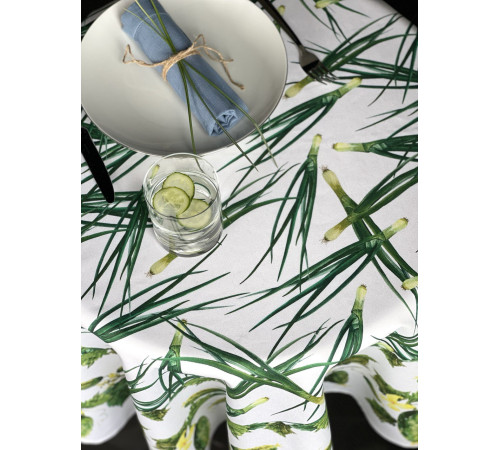 Скатерть столовая Прямо с грядки 145 х 250 см