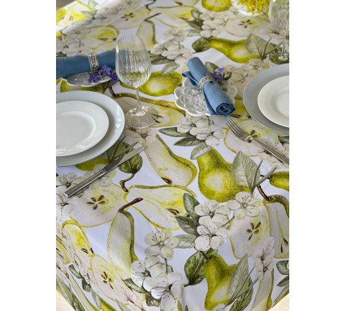 Дюшес: скатерть 145 х 350 см (с пропиткой "Антипятно")