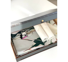 Коробка крафт резная 36,5*30,5*3,5 см