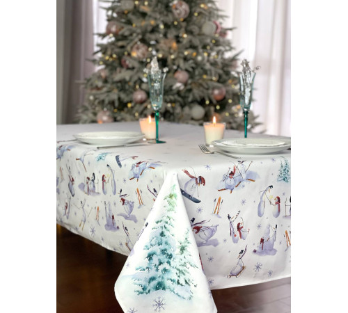 Скатерть столовая Зимние забавы 145 х 200 см