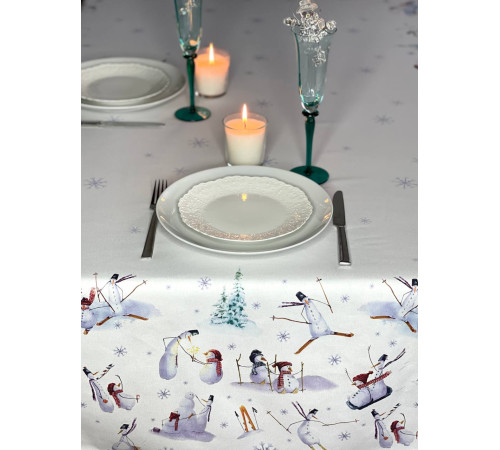 Скатерть столовая Зимние забавы 145 х 200 см
