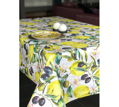 Скатерть столовая Сицилия 145 x 150 см
